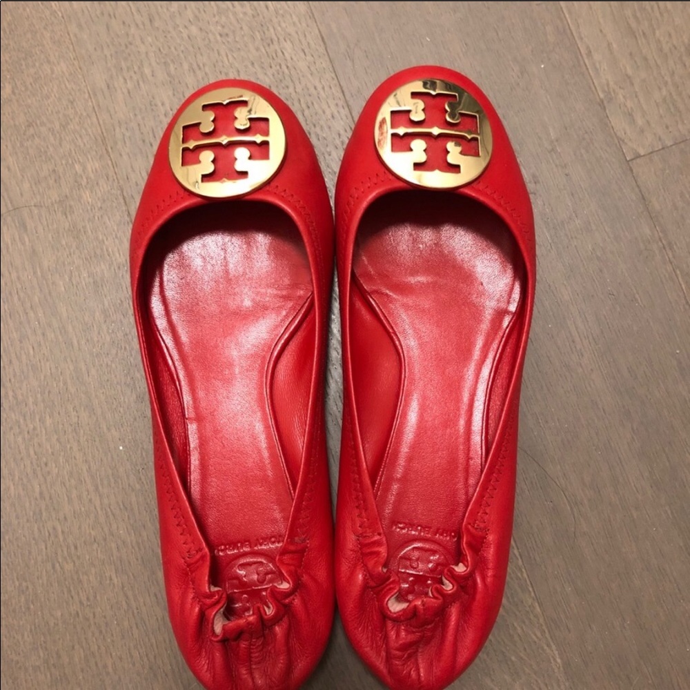 Tory Burch Reva Ballet Flat. Size 10. Lobster red.